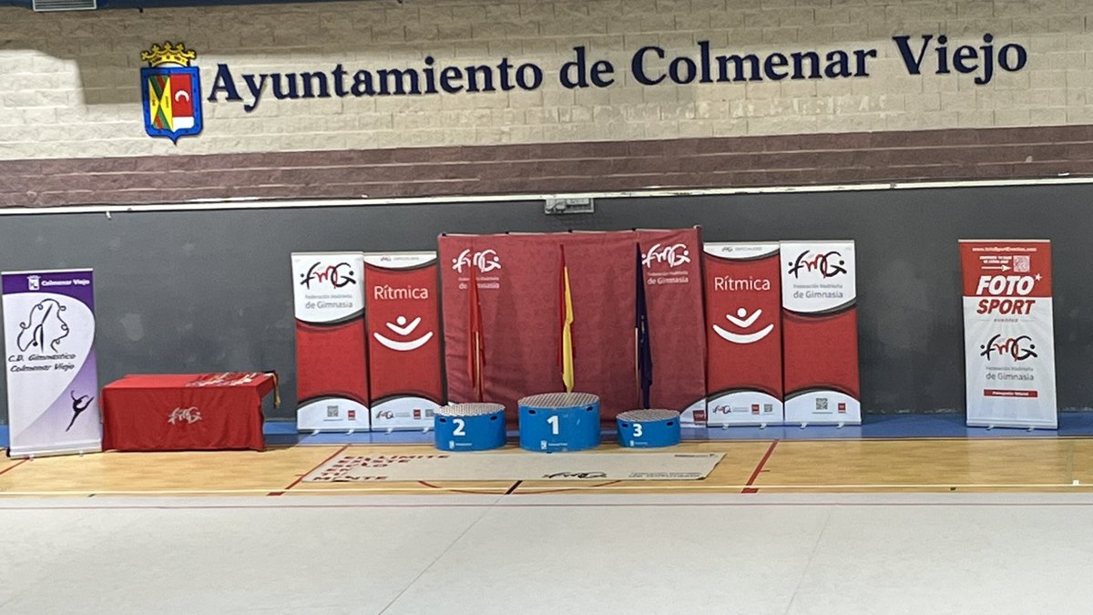 dp_BHforever's tweet photo. Otro momento más junto a @CGRRitmadrid 2 fase y final de #iniciacion ¡VAMOS DAJHANA!!!!!💚💚 https://t.co/LLdF9AyRiq