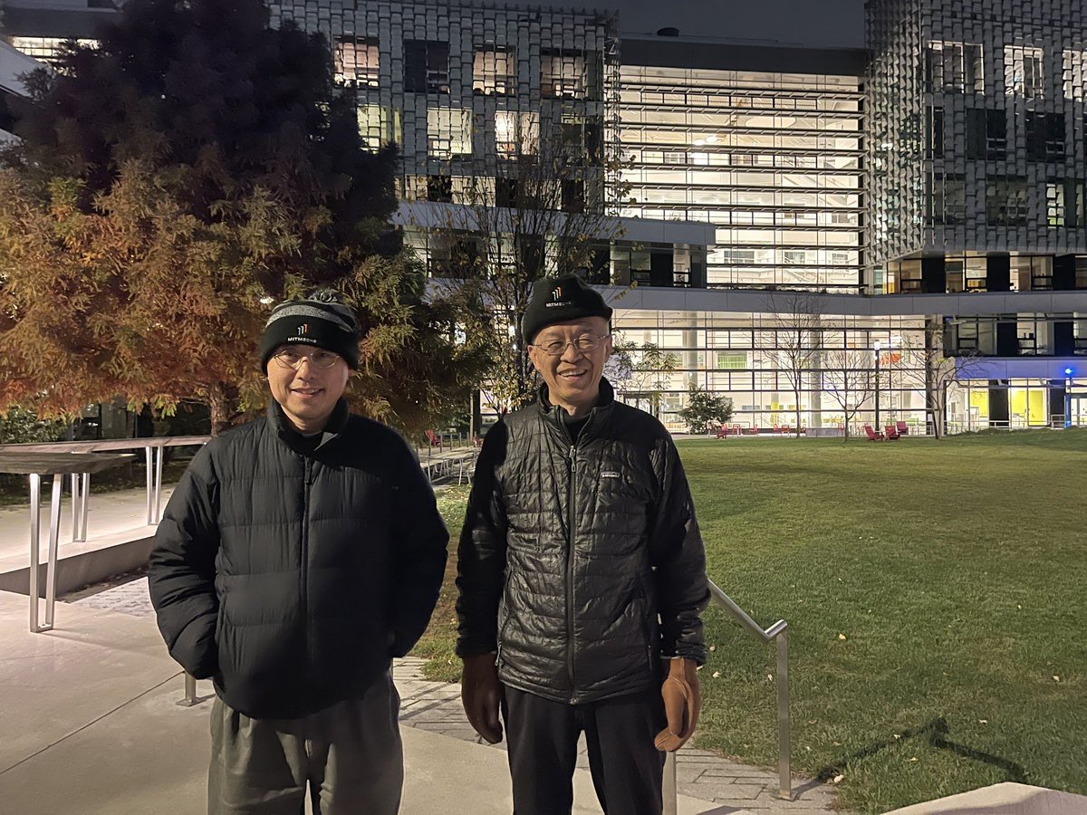 zhigangsuo's tweet image. On 1 December 2024, I'll give a talk at a symposium in honor of Professor Gang Chen on the occasion of his 60th birthday. The title of my talk is
Conversations with Gang Chen on the Basic Algorithm of Thermodynamics (BAT)
I sent him an abbreviated title:
BAT Gang Chen
😀