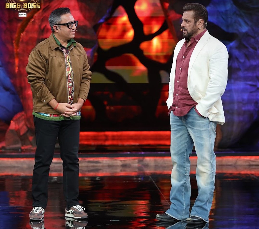 Body Language Says It all.

Megastar <a href="/BeingSalmanKhan/">Salman Khan</a>'s aura is truly something else man, The True Alpha!