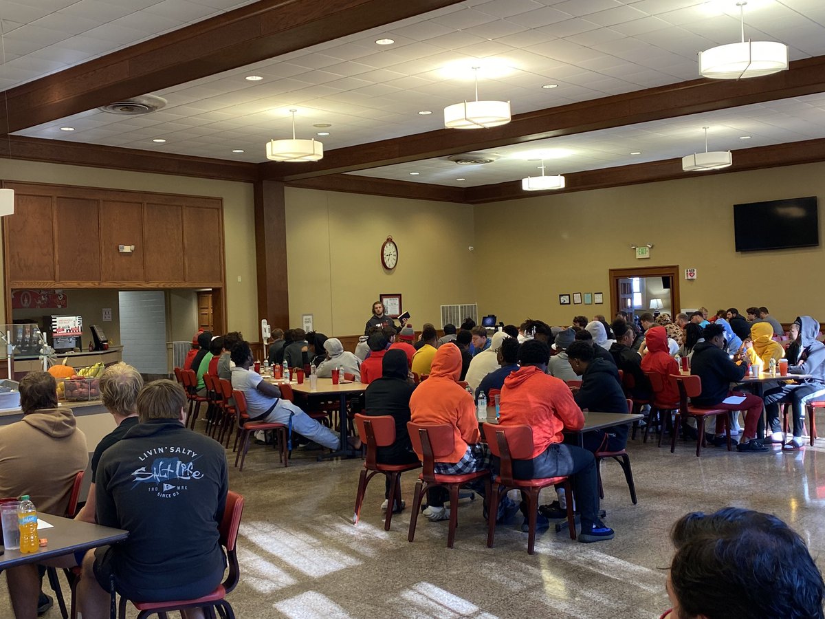Todays Gameday Devotion was delivered by Senior LB Bailey Huston. Bailey talked about God’s Guidance through Storms in our lives. It’s Senior Day for your Hawks! Kickoff is at 1:00 CT. #WHOOP