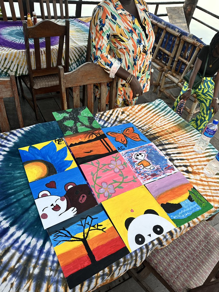 Family Fun Made Perfect with Cheap Trips! 🎉 A peaceful boat ride, artistic painting, exciting games, and a delightful lunch made for a day full of joy and connection. Here’s to treasuring family moments and building memories that last forever! 🌟