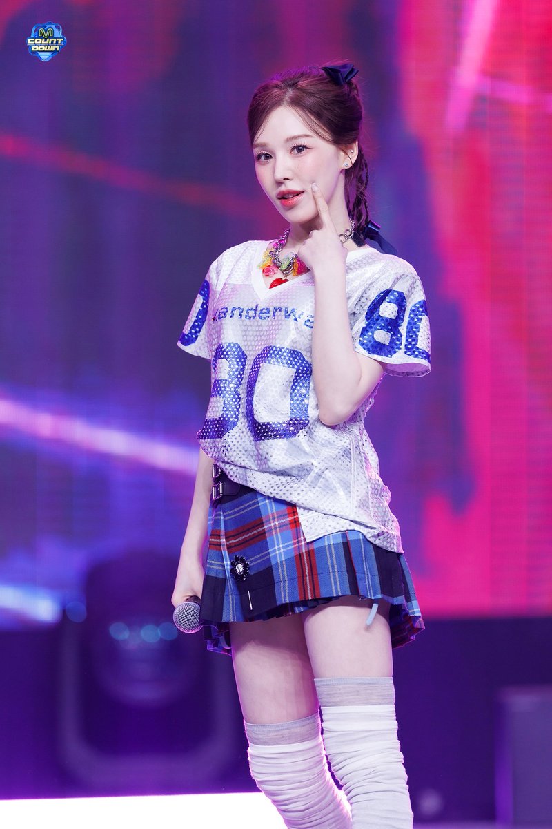 shonloist's tweet image. Outrageous things Red Production/Center 3 of SM Entertainment did to Wendy of Red Velvet in 2024 - a thread  how SM being disrespectful towards Wendy and her fans - @RVsmtown @SMTOWNGLOBAL