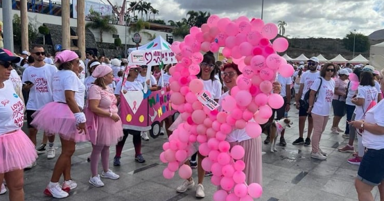 FundacionAH's tweet photo. ¡La cuenta atrás para La Carrera por la Vida 2024 ha comenzado! 💗

Únete a nuestro equipo con el código A2793EA8 y dona 6€ para apoyar a las mujeres afectadas por el cáncer de mama. Cada paso cuenta. 💪

#RFTC2024 https://t.co/iT9LdcCgso