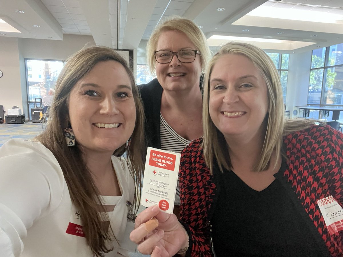 mrs_vanhout's tweet photo. Shout out to my incredible team who joined me in facing a fear and donating blood this week to give back and help save lives! The was personally so special to me! ❤️ @HCS_ScienceDept @AP_Goodwyn @RedCross #donatingsaveslives #discoverthemagicofscienceeveryday https://t.co/ReSspvPl2G