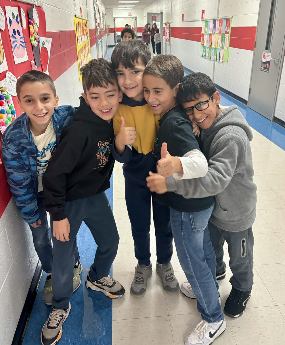 Sharonda Rose (@sharondarose_) on Twitter photo Enjoyed our Principal for the Day! Principal Landon was amazing and did a great job checking on and praising our teachers and students. Our favorite part was lunch! #proudprinciPAL <a href="/RES_Redbirds/">Rivercrest Redbirds</a> ❤️❤️ Enjoyed our Principal for the Day! Principal Landon was amazing and did a great job checking on and praising our teachers and students. Our favorite part was lunch! #proudprinciPAL <a href="/RES_Redbirds/">Rivercrest Redbirds</a> ❤️❤️