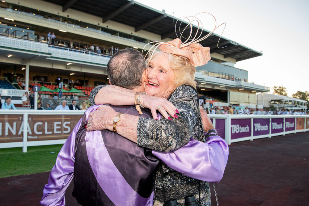 PerthRacing's tweet image. Baby is back! 💥 Baby Paris reminded everyone of her ample ability with a dominant display in today’s Listed $125K Jungle Mist Classic (Race 9-1200m). ✨

A star since her 2YO season the now 5YO gave nothing a chance, leading all the way for Troy Turner, who booted home another…