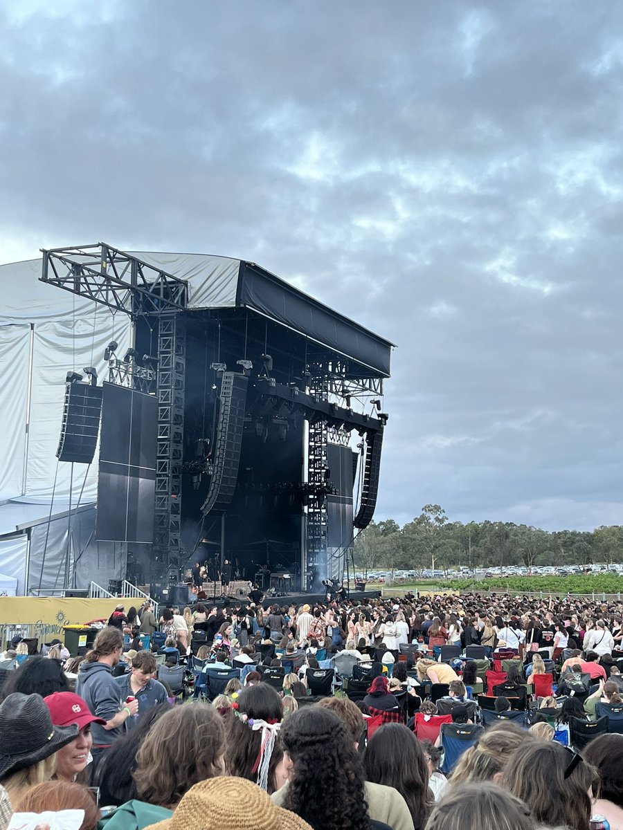 like_melobster's tweet photo. Hosting a Hozier lookalike contest in Hunter Valley tn if anyone can come!! https://t.co/S59GRRLAe3