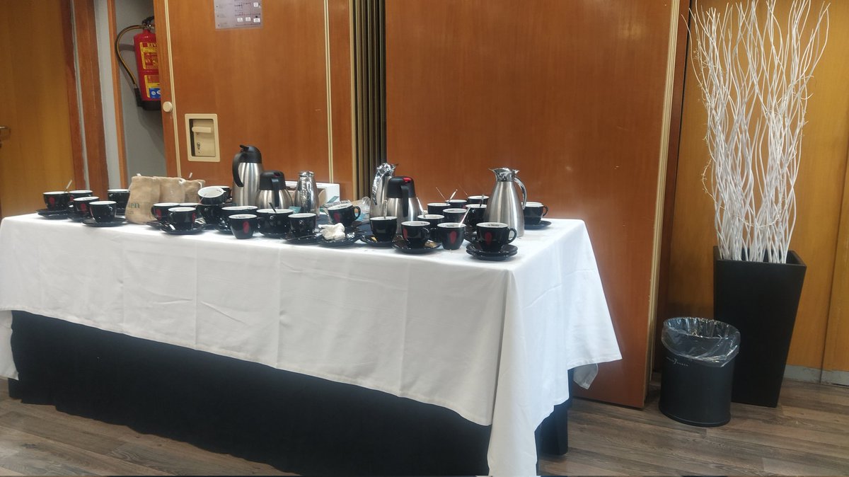 Seguimos tras el coffe break...