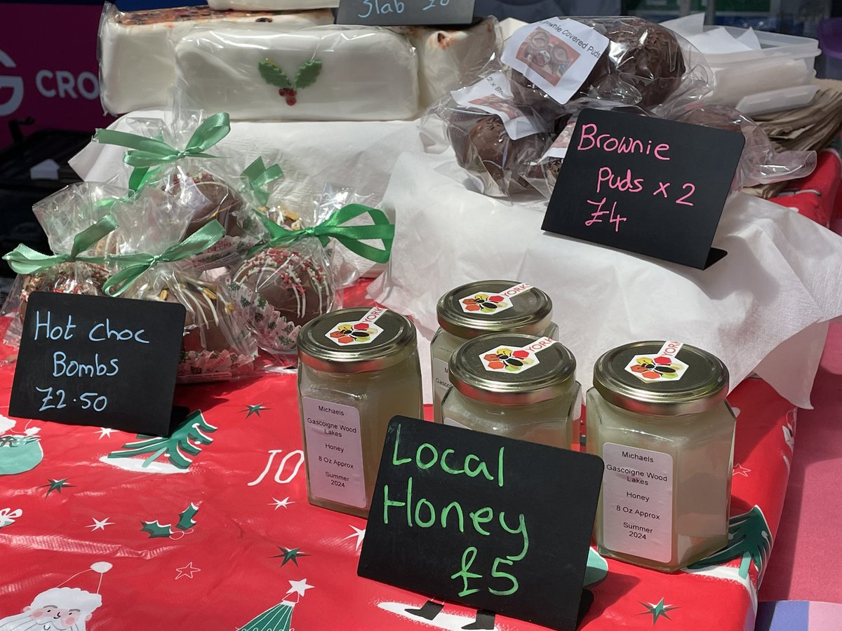 We have the fabulous Emma at Braeside Bakes with us again today in Crossgates
Pop down and pick up all your tasty treats!
#Leeds #crossgates #handmade