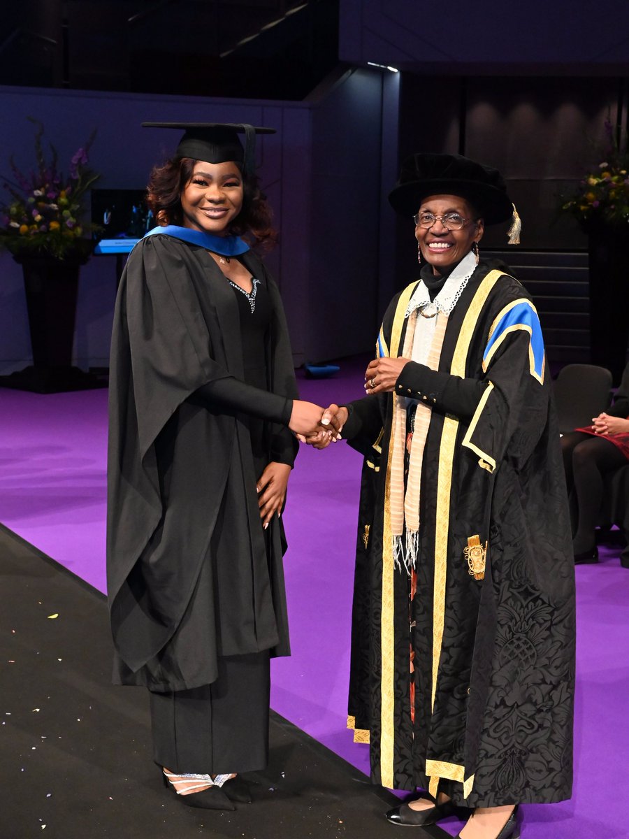 lizzy_Sepera's tweet image. Another degree added 👩‍🎓🥳
#uongrads🥰
#uongradution24🎓