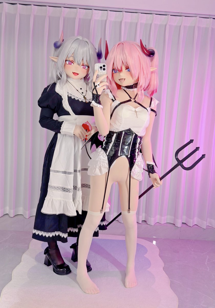 什么？一只满足不了你？😈😈
那就两只一起叭~🤤🤤
白毛<a href="/BirgenMich72380/">阿饼饼饼饼</a> 
#kigurmi