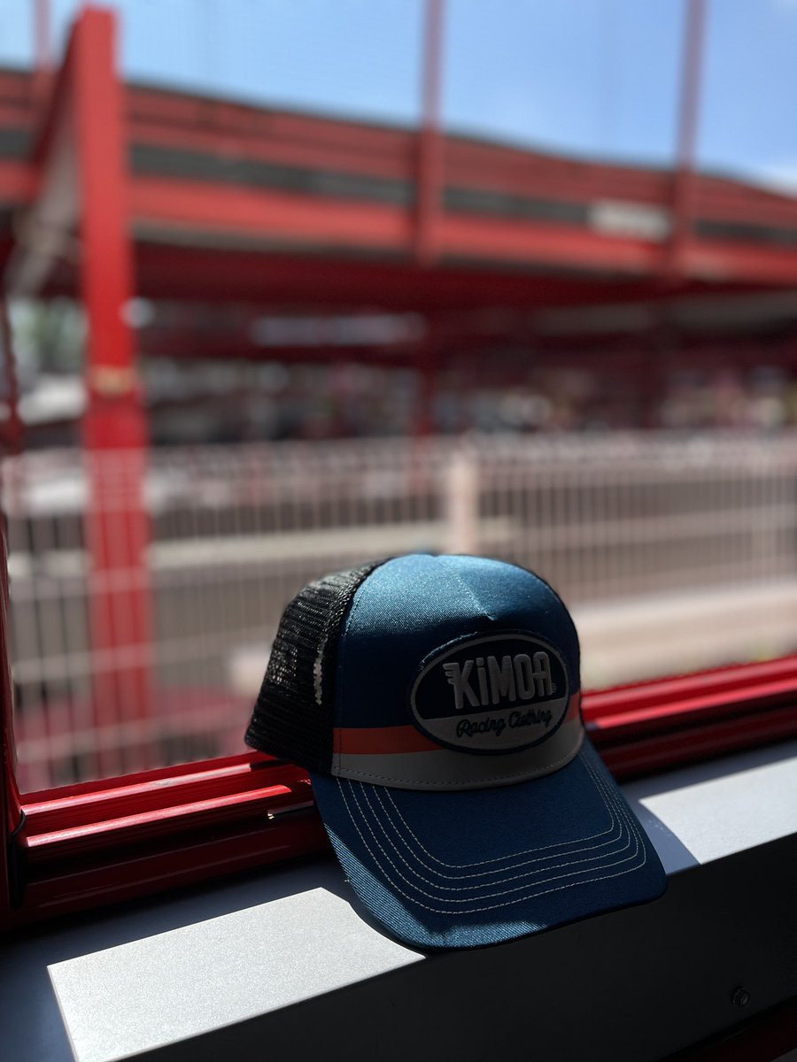 Kimoa's tweet photo. Pero cómo mola la colección de gorras de Kimoa.
Descubre su infinidad de detalles en https://t.co/dpsXcKFalN
#wearekimoa #kimoa #kimoacaps #gorras https://t.co/587uUGTxsz
