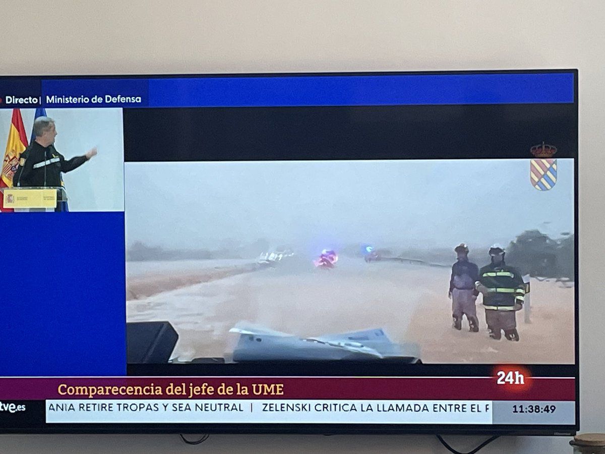 La rueda de prensa del general jefe de la <a href="/UMEgob/">UME</a> con vídeos es de las mayores tundas que ha recibido el PP como oposición, sin siquiera nombrarlo.

La UME llegó horas antes que Mazón.

Las mentiras como forma de hacer política no dañan solo al oponente, sino a las instituciones.