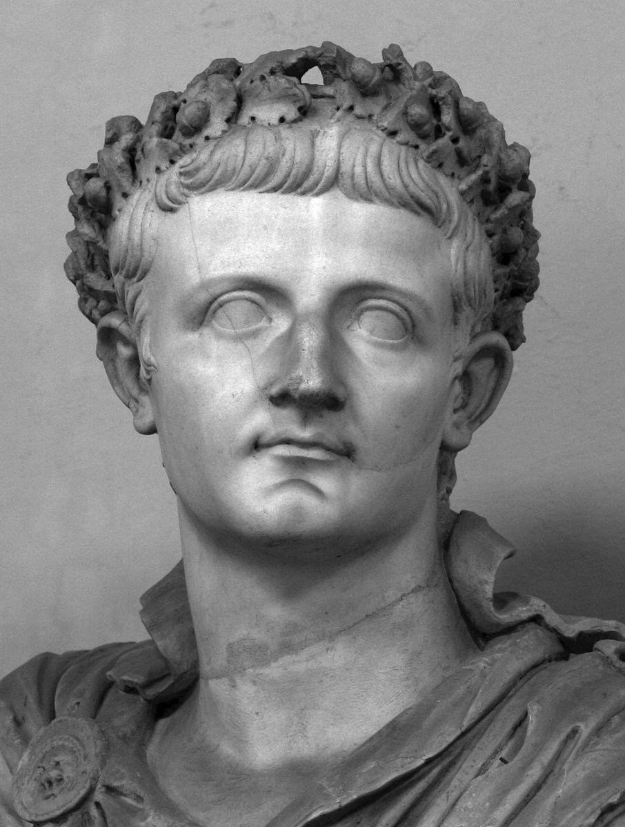 antigua_roma's tweet photo. Hoy en el año 42 a. C. nació Tiberio, sucesor de Augusto en el recién establecido principado. Las fuentes nos cuentan que tuvo grandes aciertos en su gobierno, pero también grandes errores como persona. https://t.co/0cCBhDzMkf