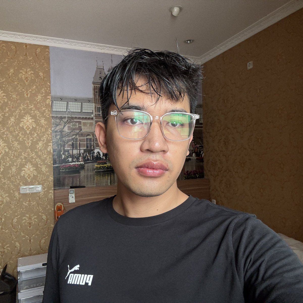 nopinggggg's tweet photo. Selfie time https://t.co/ofilOikShY
