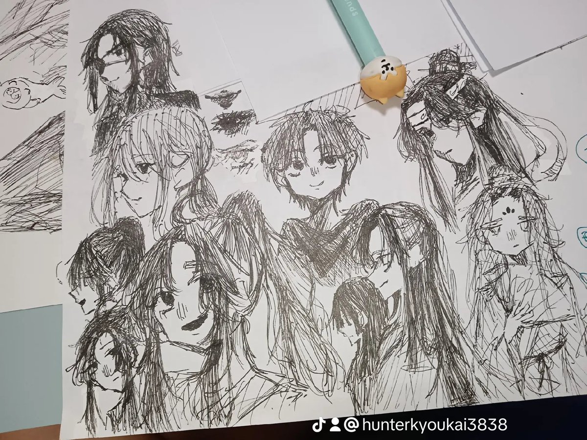 5年前くらいに魔道祖師、3年半前くらいに天官賜福見始めてやっと今日初描きなんですけど好きすぎたら逆に描く気にならないのわかる人いる？#イラスト　#魔道祖師　#天官賜福　#落描き　#初描き　#絵師様と繋がりたい