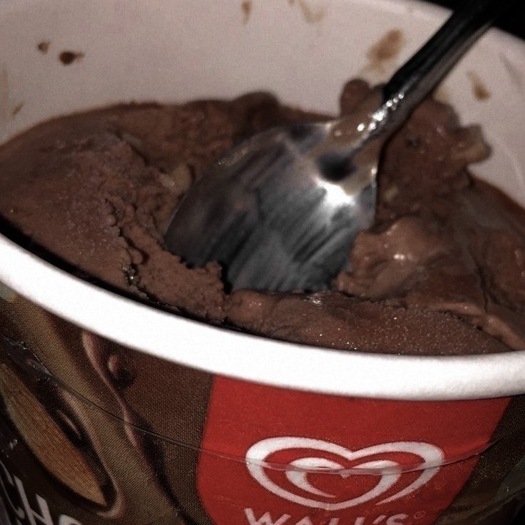 symphrex's tweet image. ⠀⠀⠀⠀

              SNS UPDATE  .ᐟ    ──────────
              11  ╱   16   ╱  2O24   ⇌  19:20 PHT 
              ❝ Porma ng bagong sweldo.
                 Ice cream kayo d'yan, guys!
⠀⠀⠀⠀
⠀⠀⠀⠀