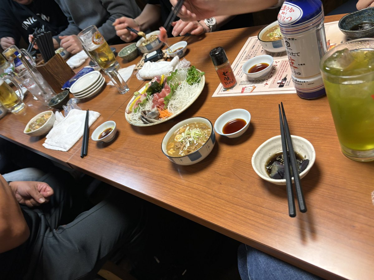 kminseinenbu's tweet photo. 打ち上げしてます https://t.co/ddhgova20Z