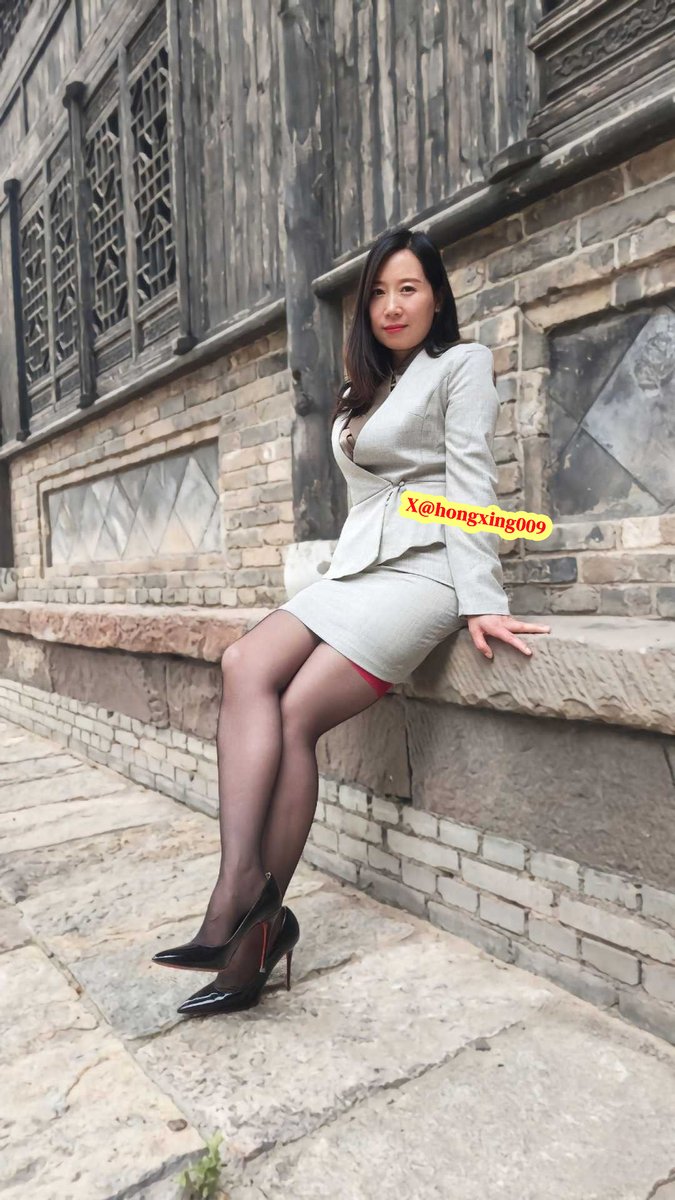 人生惬意是清欢。居处不必宽，容身而已，弱水三千过，一瓢足矣。 https://t.co/6uhe8u0WwJ