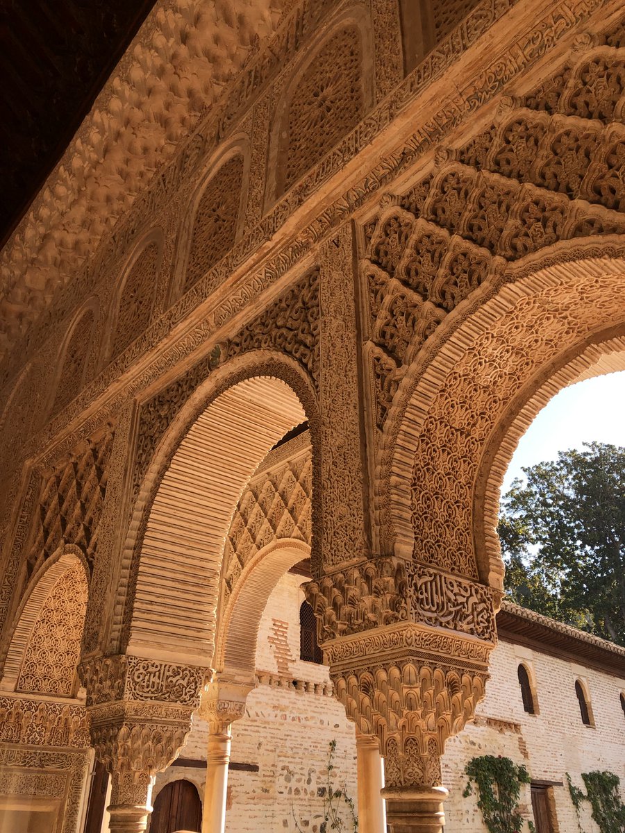 AlbertoRomerUI1's tweet photo. «La Alhambra, un templo de la belleza y el arte, donde el tiempo se detiene y el silencio habla» ~ Federico García Lorca. https://t.co/bOYy1cjuuY
