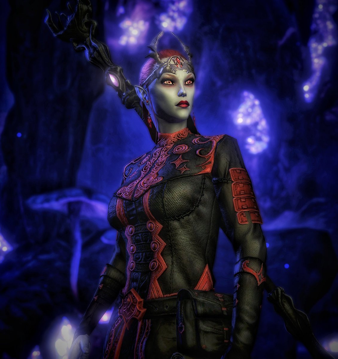 "Between light and shadow, Asranea treads a path of power, torn between saving the world and succumbing to darkness..."

#ESOFam #TESO #ElderScrollsOnline