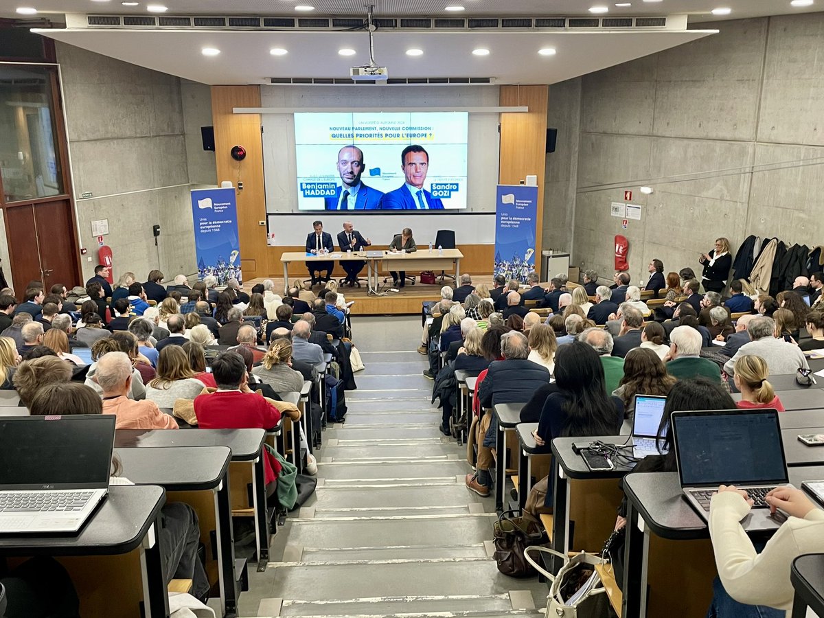 Salle comble à Sceaux à la faculté Jean Monnet pour écouter le Ministre chargé de l’Europe <a href="/benjaminhaddad/">Benjamin Haddad</a> et le député européen <a href="/sandrogozi/">Sandro Gozi</a> dans le cadre de l’Université d’automne 2024 du <a href="/MouvEuropeen_Fr/">Mouvement Européen - France</a>

Des discussions passionnantes autour de l’avenir de l’Europe 🇪🇺