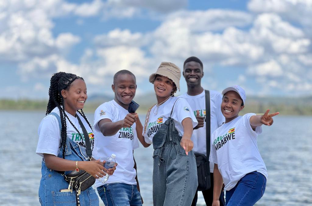 MOTHI_ZIMBABWE's tweet image. It’s happening now at Mazowe Dam Resort! The launch of the Domestic Tourism Festive Season Travel Campaign at this picturesque location has set an inspiring tone, encouraging Zimbabweans to travel and experience the country’s tourism attractions. 

#TravelZimbabwe
#FestiveSeason
