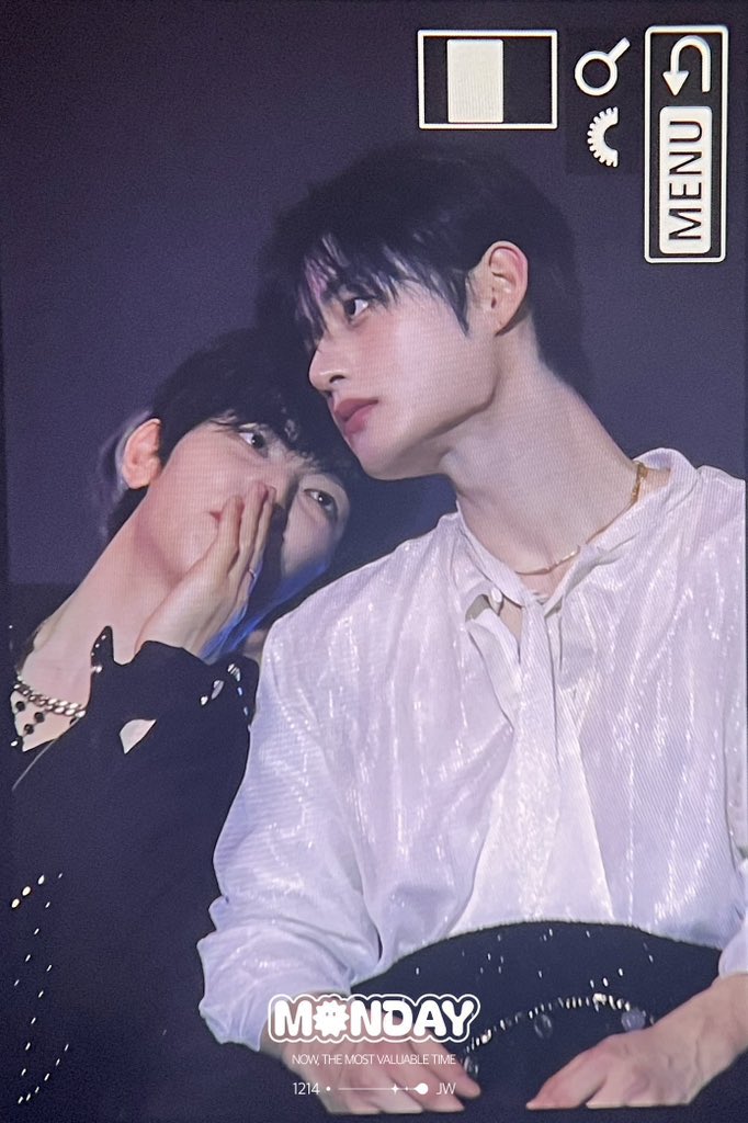 forwoonghao's tweet image. LOOOK AT THEM