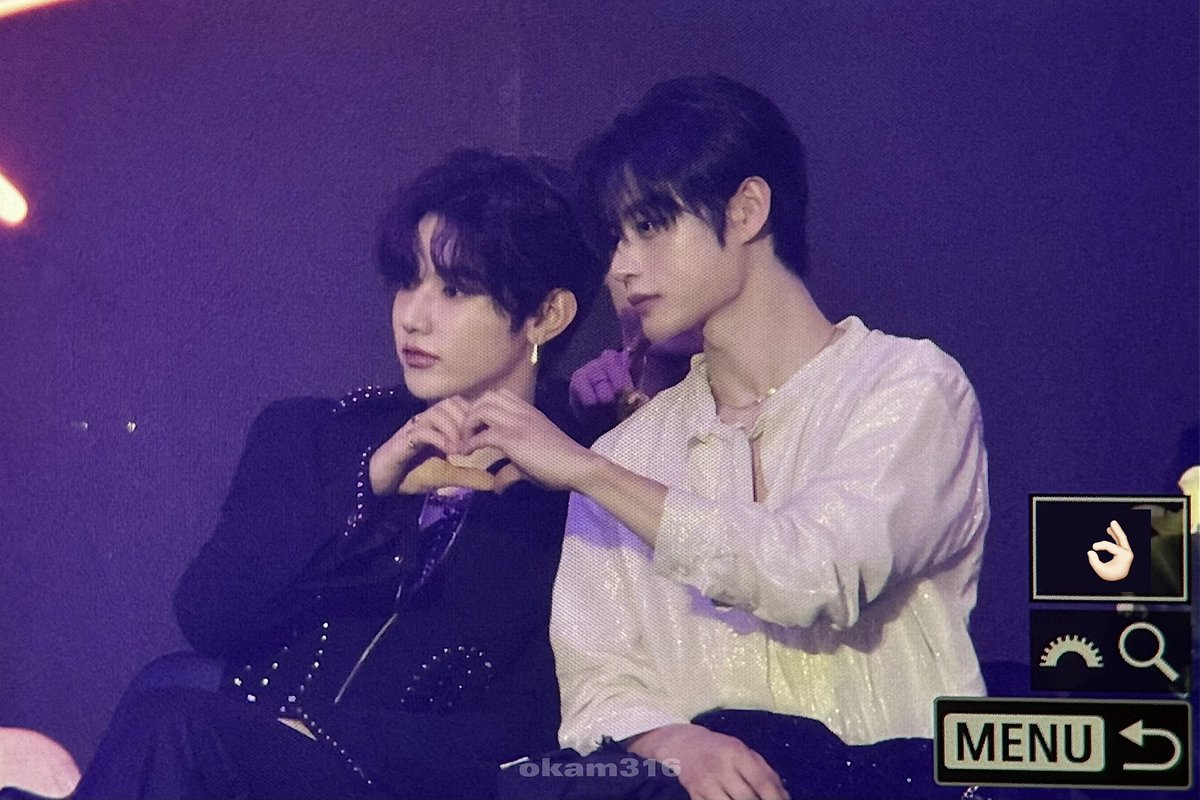 forwoonghao's tweet image. LOOOK AT THEM