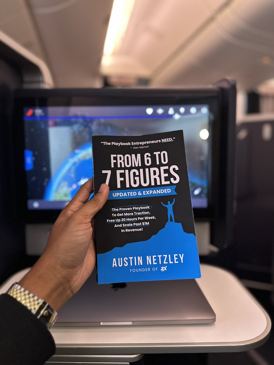 📖 🛩️ 🧠 

• • • • •

#entrepreneurlife #startupjourney #businesstips #hustleandgrind #mindsetmatters #scale #business #book #plane