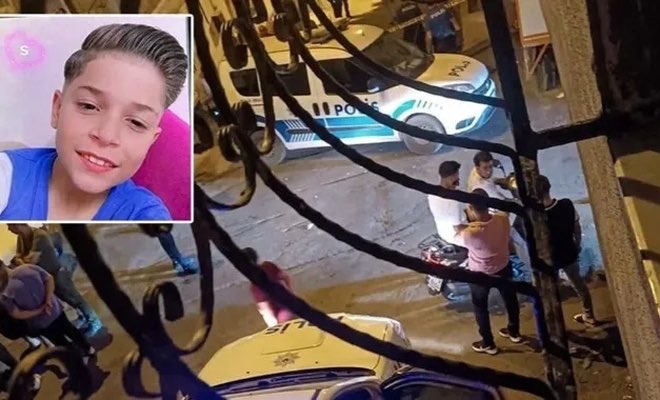 ➕Gaziantep'te gürültü yaptığı iddiasıyla pompalı tüfekle öldürülen 10 yaşındaki Emir Baki Bayındır'ı vuran manav  Mühsün Taşkın'ın akılalmaz savunması:

▪️“Ben çocukları Suriyeli  zannediyordum. Türk olan çocukların bu kadar terbiyesiz olduğunu düşünmedim. 

Bu çocukların