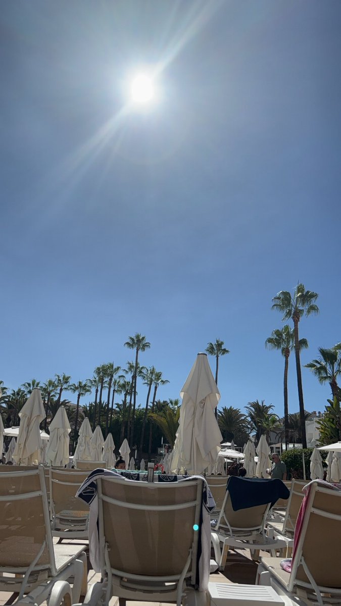 1leeblues's tweet photo. Benn back one week #holidayblues #Tenerife #CostaAdeje https://t.co/FAw7EhDn3C