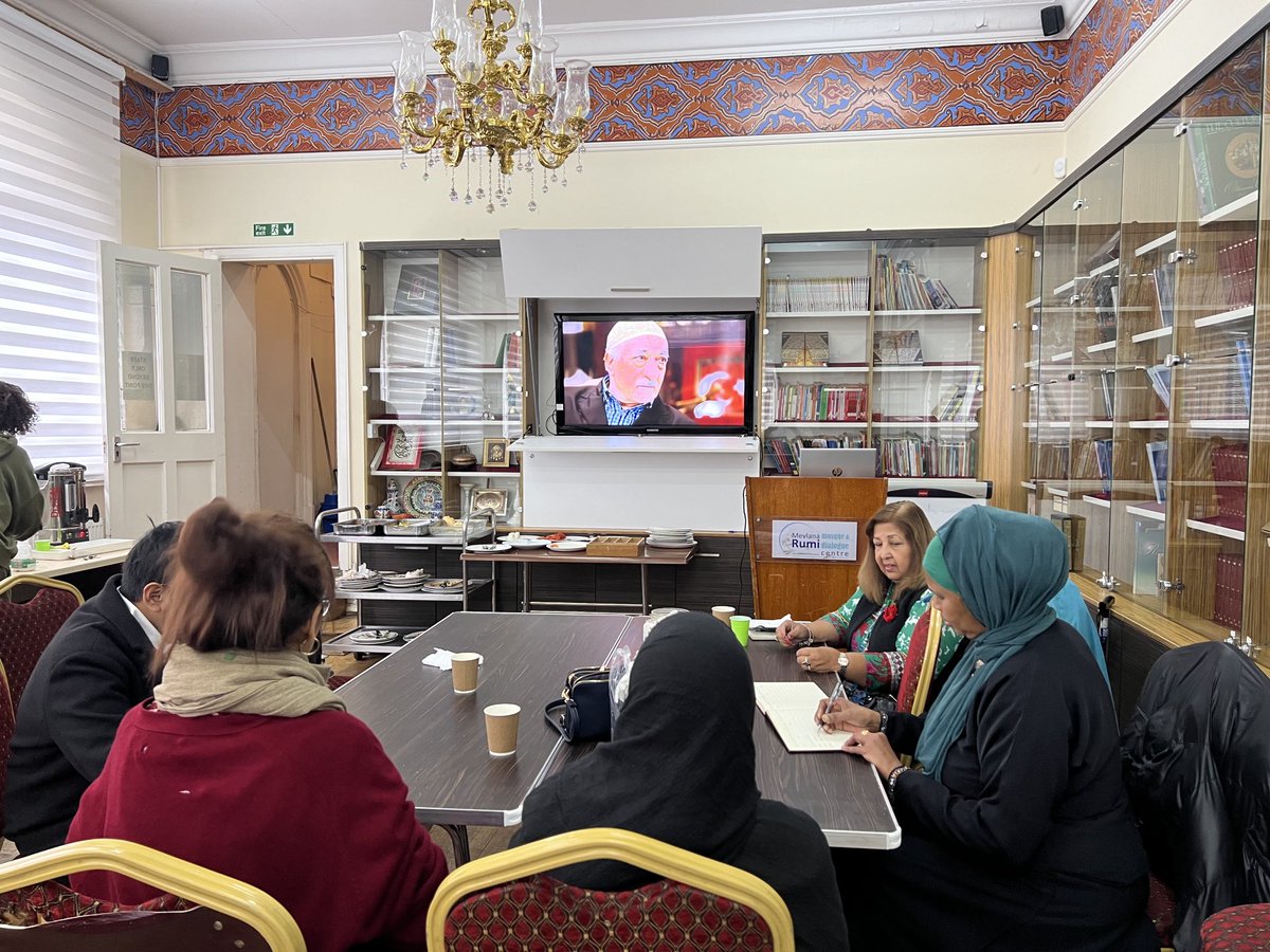 RumiMosque's tweet photo. In loving memory of great Muslim scholar and advocate for universal peace and interfaith dialogue Muhammed Fethullah Gulen who sadly passed away on 20th of October 2024,we gathered at #RumiCommunityBreakfast to reflect & honour his wonderful life and work dedicated for humanity. https://t.co/sZsPWOTGOO