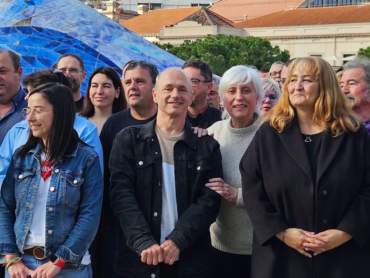 CBL2112's tweet photo. El MUNICIPALISME, on comença tot I allò que ens fa forts perquè s'està a peu de carrer al costat de les persones escoltant tot allò que els fa patir i tambè el que els fa feliços.
#MilitànciaDecidim
#ElMunicipalisme
#ElsPobles
#LaGent
#ElPresentiElFuturERC
#MDCatalunyaCentral https://t.co/JDJOwB9EK2