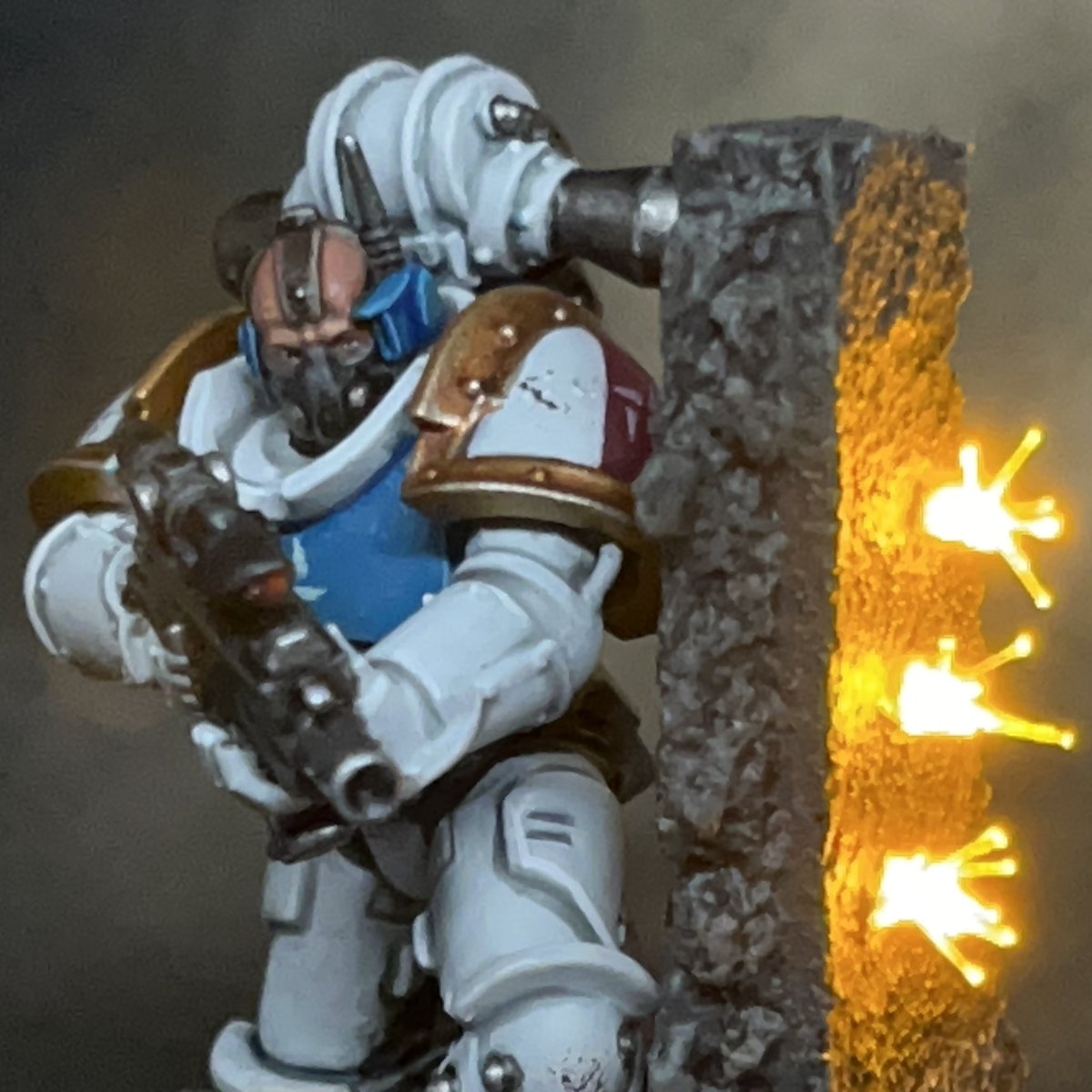 Silver Stars Marksman - last seen on my Armies on Parade board - now properly based and game-ready for my Silver Stars ‘Angels of Death’ Kill Team.
#WarhammerCommunity
#PaintingWarhammer