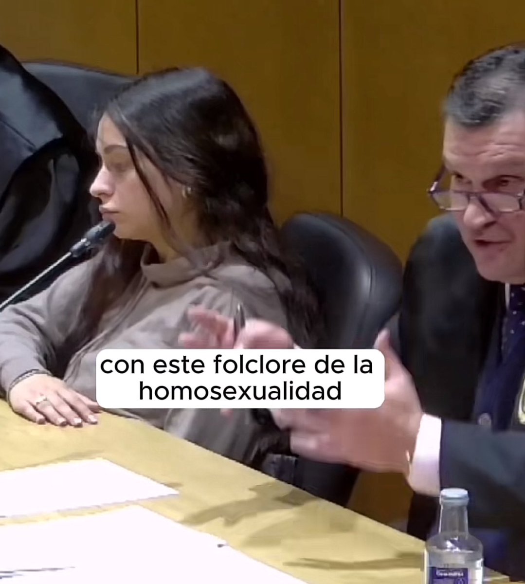 olympeabogados's tweet photo. El abogado defensor de Katy Silva (una de las acusadas del asesinato homofobo de Samuel Luiz) dijo ayer en su alegato final que no entendía cómo el juicio se había desviado a una especie de “folclore de la homosexualidad” y nos ha dado tremendas ganas de vomitar https://t.co/I9WyzcORBD