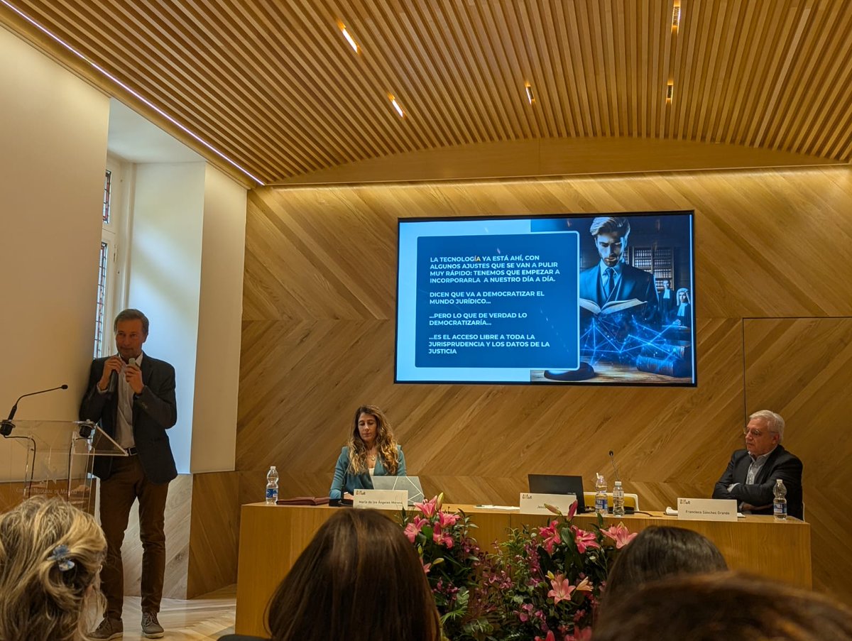La #jurisprudencia y la inteligencia artificial con Jesus Aranda de Data Juicers, María de los Ángeles Moreno y Francisco Sánchez Grande <a href="/somosamafi/">AMAFI</a> #derechodeFamilia #IA