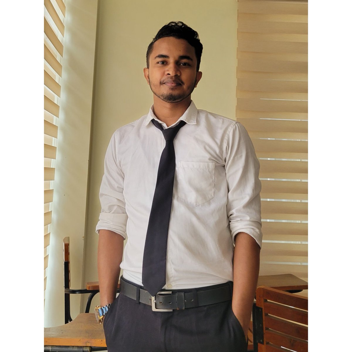 HasanPiashTech's tweet image. A casual guy and formal attire often feel like a story that’s never meant to align—some things are just not meant to be. 🖥️
#HasanPiash #HasanPiashTech #Tech #Coding #Programming