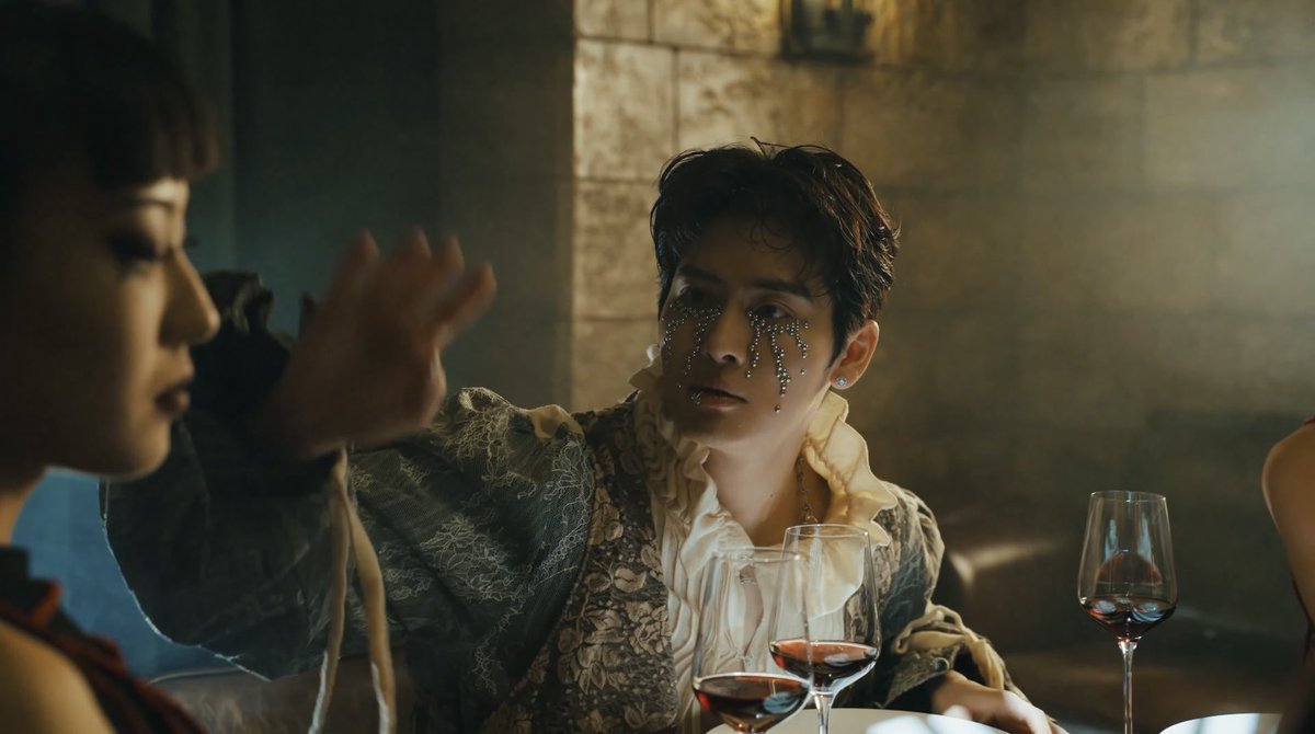 Jaejinniez's tweet photo. เป็น MV ที่สมกับเป็นริกิมารุสุดๆ
ชอบทุกคาแรคเตอร์เลย
งานสายตาน้องหวานนี่ดีมากกกกจริงๆ
คอสตูม เมคอัพ ก็จึ้งมาก ปังทุกลุค ❤️‍🔥❤️‍🔥❤️‍🔥

🔗https://t.co/UP6DMdOKWe

#YourGhost
#ริกิมารุ #Rikimaru #力丸 https://t.co/1KAwIK0nzr