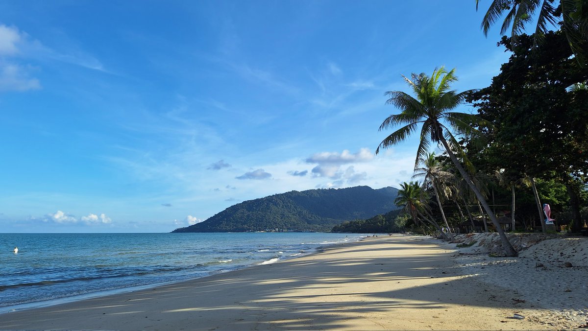 JongejanRichard's tweet photo. Door naar de oostkust...๐น๐ญ๐ดโ๏ธ
Wat een rust aan deze kant ๐
#Thailand #Eastcoast #Paradise
#vacation #SummerInNovember https://t.co/BDTNFGkESG