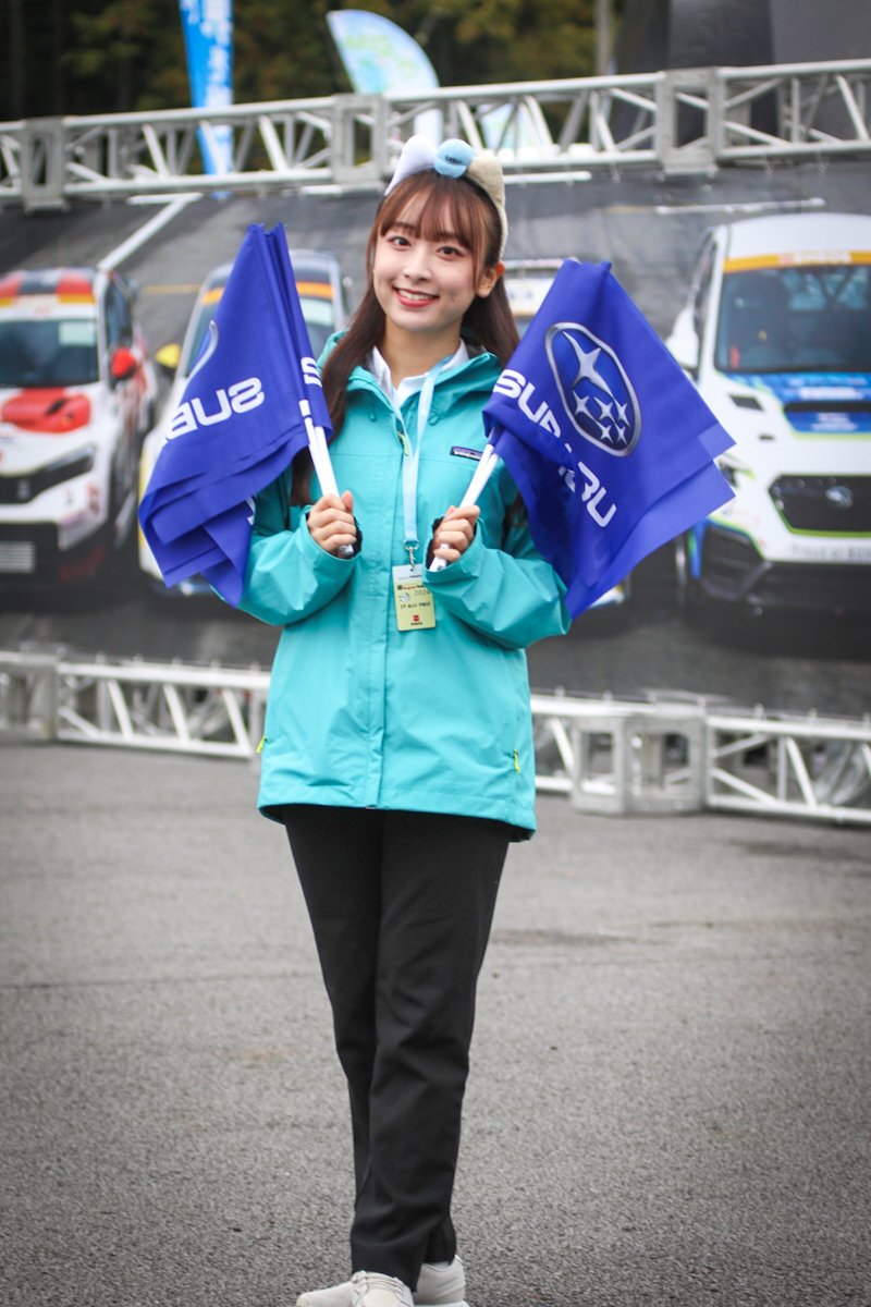 Bchan_'s tweet image. #スーパー耐久シリーズ 2024 最終戦 富士予選日。

#SUBARUSTARS 💓♥️❤️
続いて、るなちゃま。
先週に続いて、今週もお目にかかれるとは思わなかった。🤭
お気に召さない写真だったら削除命令を出すそうで、来ませんように。🙏
先週の写真もアップ。✌️
 
#声援は力だ
#サーキットでSUBARUを応援
#S耐