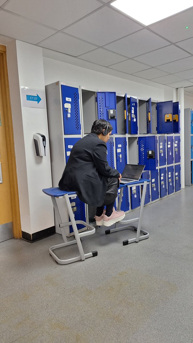 DrKalpanaSurendar (@drkalraj31_s) on Twitter photo Friday Evenings with <a href="/gene_editors/">GeneEditorsUniWestminster</a> ⭐
170 participants trying to catch a glimpse of the human genome
While I shuttle between my office and the lab 🧬💪
#VerticallyIntegratingCuttingEdgeScience
#WeAreWestminster
#CRISPRextracurricular
<a href="/LifeSciWestmin/">School of Life Sciences, University of Westminster</a> <a href="/UniWestminster/">University of Westminster</a> Friday Evenings with <a href="/gene_editors/">GeneEditorsUniWestminster</a> ⭐
170 participants trying to catch a glimpse of the human genome
While I shuttle between my office and the lab 🧬💪
#VerticallyIntegratingCuttingEdgeScience
#WeAreWestminster
#CRISPRextracurricular
<a href="/LifeSciWestmin/">School of Life Sciences, University of Westminster</a> <a href="/UniWestminster/">University of Westminster</a>