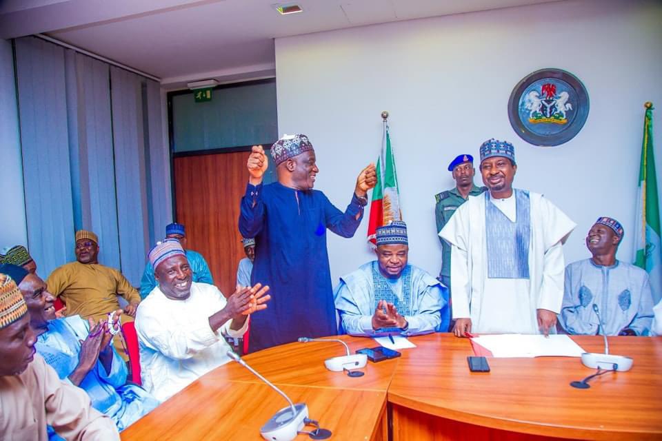diketplang_'s tweet photo. ‘I am assuring you, the people of my constituency, that I will speak for you with the loudest voice; I will represent you and all of your interests to the best of my ability and at every available opportunity maximally.

/1 https://t.co/1aoUtOblbp