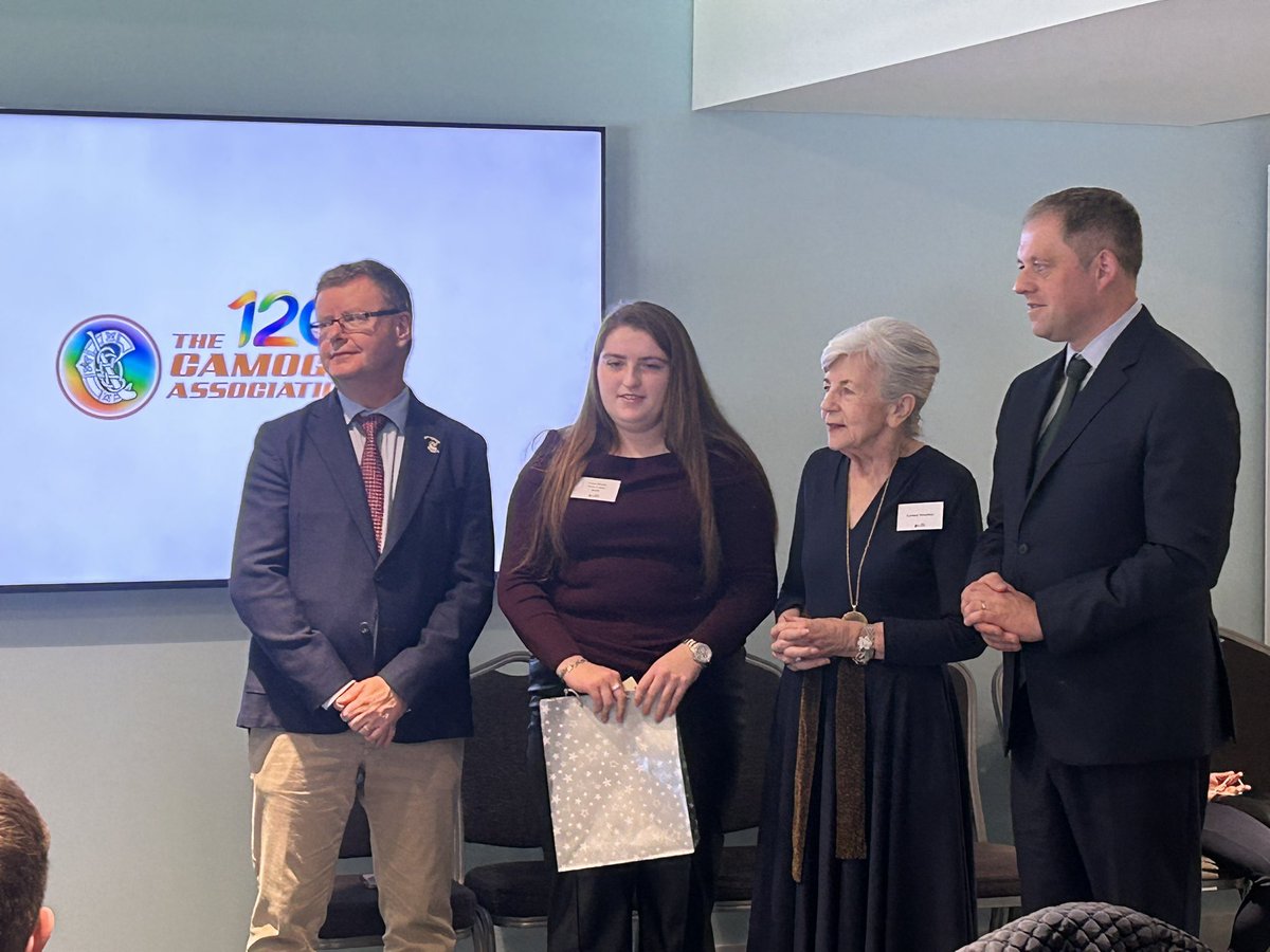 Suzy Macken tweet media