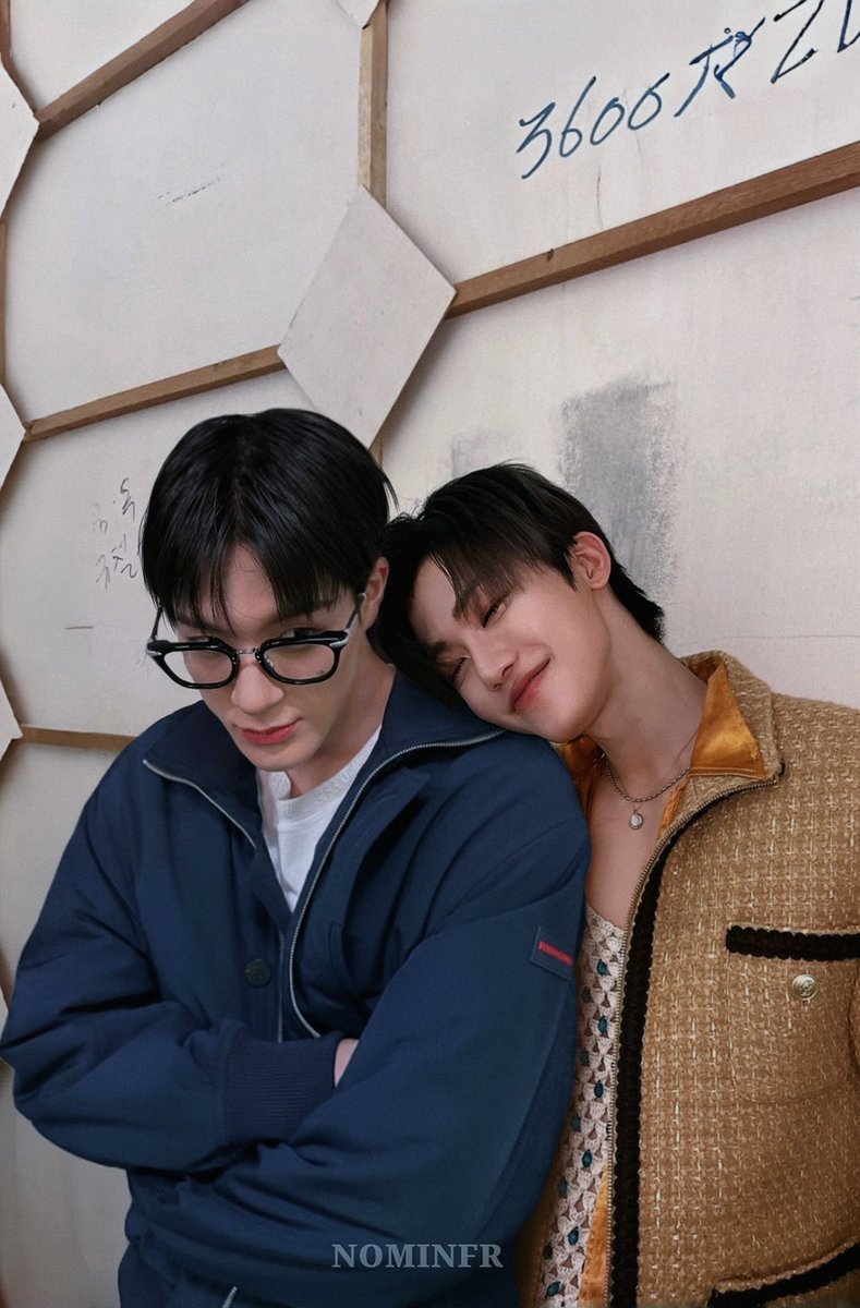 nominfr's tweet photo. Ahh… so comfy #nomin https://t.co/9qcY8Slp3R