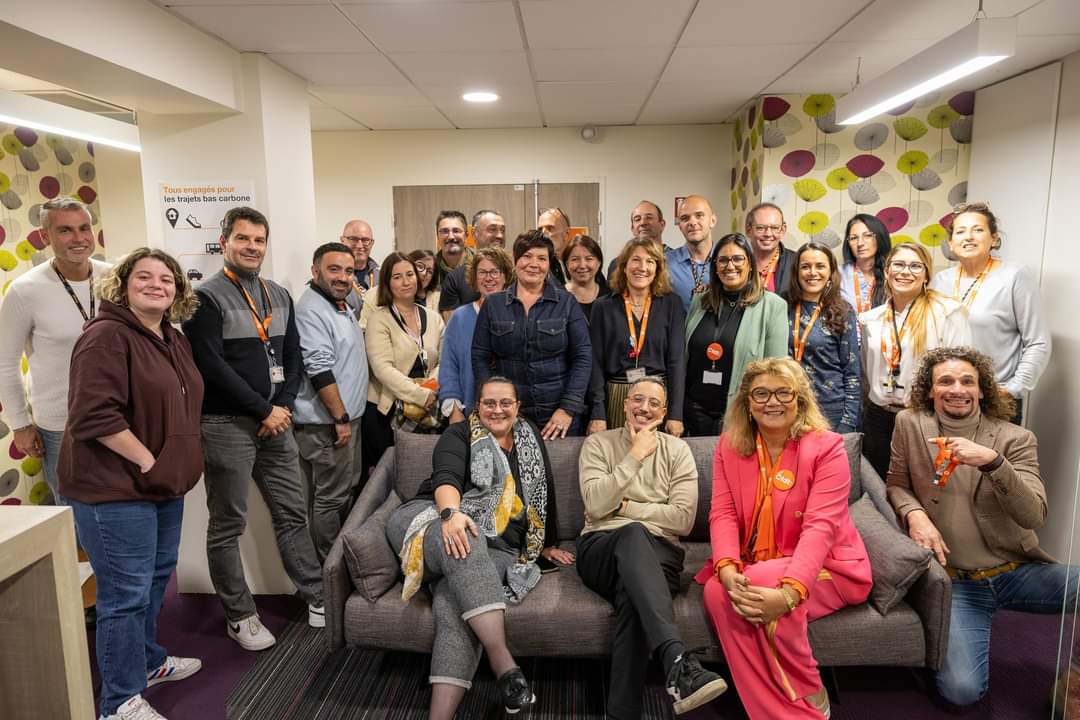 📣 La <a href="/CFDT_Orange/">CFDT Groupe Orange</a> se mobilise pour toi !
Nos représentants #CFDT sont venus à ta rencontre pour échanger sur nos engagements.

Les 19, 20 et 21 novembre,
AGIR AVEC NOUS, C’EST CAPITAL !
🗳️ Votez CFDT
#CFDT #LifeAtOrange #Engagement #PartoutPourTous #conseildesurveillance