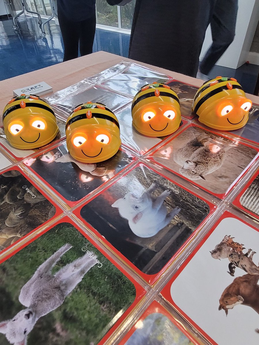 Having a great day at the <a href="/our_kids_code/">OurKidsCode</a> family day in #thurles #stem <a href="/ScienceTipp/">TippScience</a>