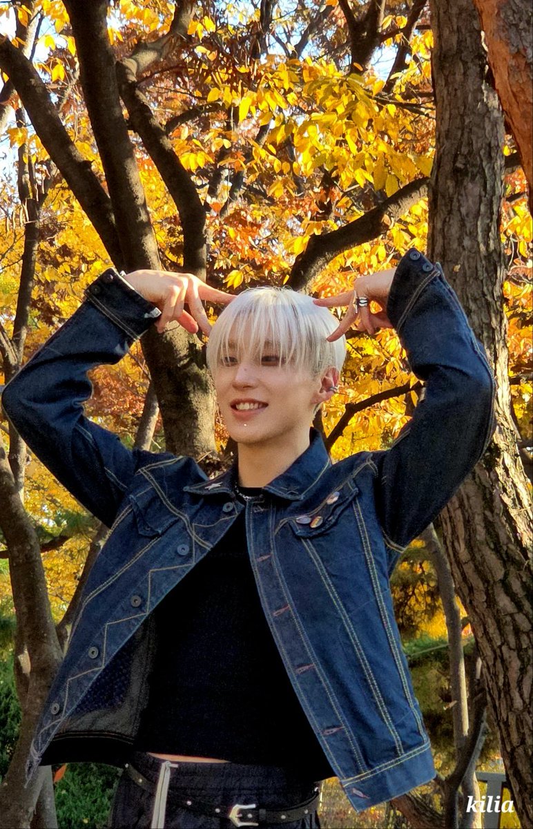 kilia0206's tweet photo. 241115 미니팬미팅
눈부셔 
햇살 때문이 아니야 🫠☺️
#문종업 #MoonJongUp 
#文鐘業 #ムン·ジョンオプ 
#PETER #피터 #TWISTYA https://t.co/vGH9Vp0ick