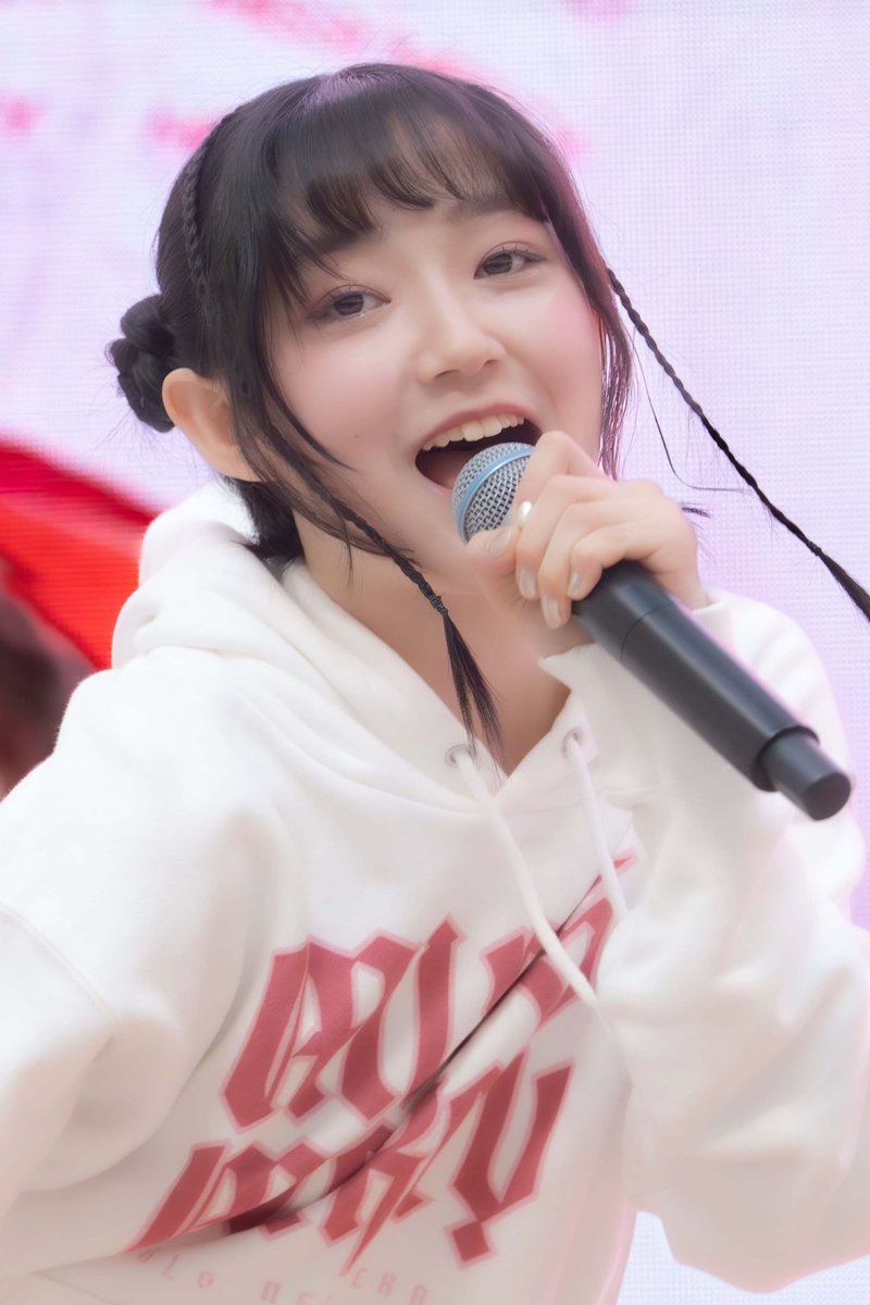 alf012345's tweet photo. @_missmercy_ 20241110 MISSMERCYイオンレイクタウンkaze 1F 光の広場
#RINA さん
#小宮山莉渚 さん
#パティシエール
#pastrychef
#MISSMERCY #マーシー
#ミスマーシー
#girlsnewera #スタダ
#スターダスト #撮可
#新衣装 #STARDUST #japan https://t.co/1HStWvicte