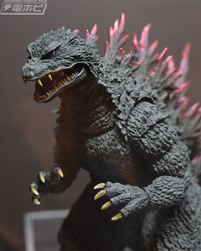 ゴジラ2000モンスターアーツ尻尾の先端不足　値下げ可能 ゴジラ2000モンスターアーツ尻尾の先端不足 ゴジラ×メガギラス